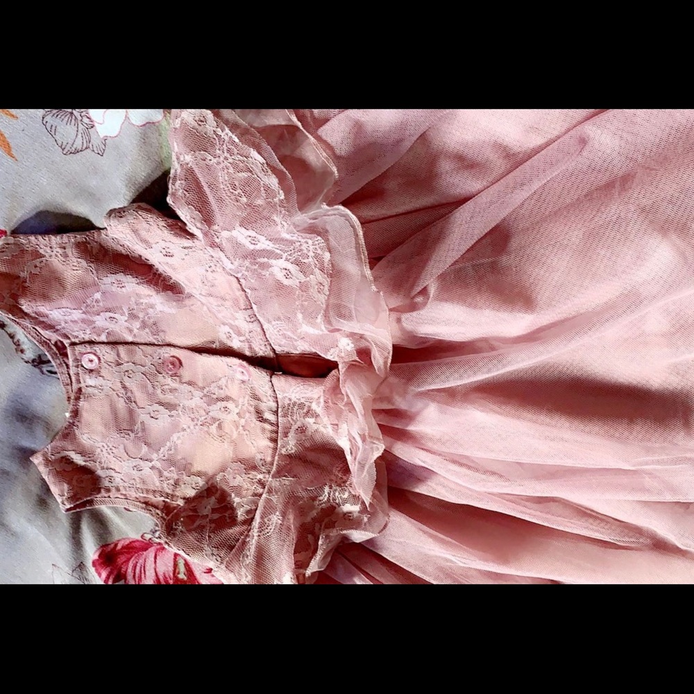 Girls dress